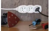 Prodlužovací kabel 1,5 m 3 zásuvky, bílý